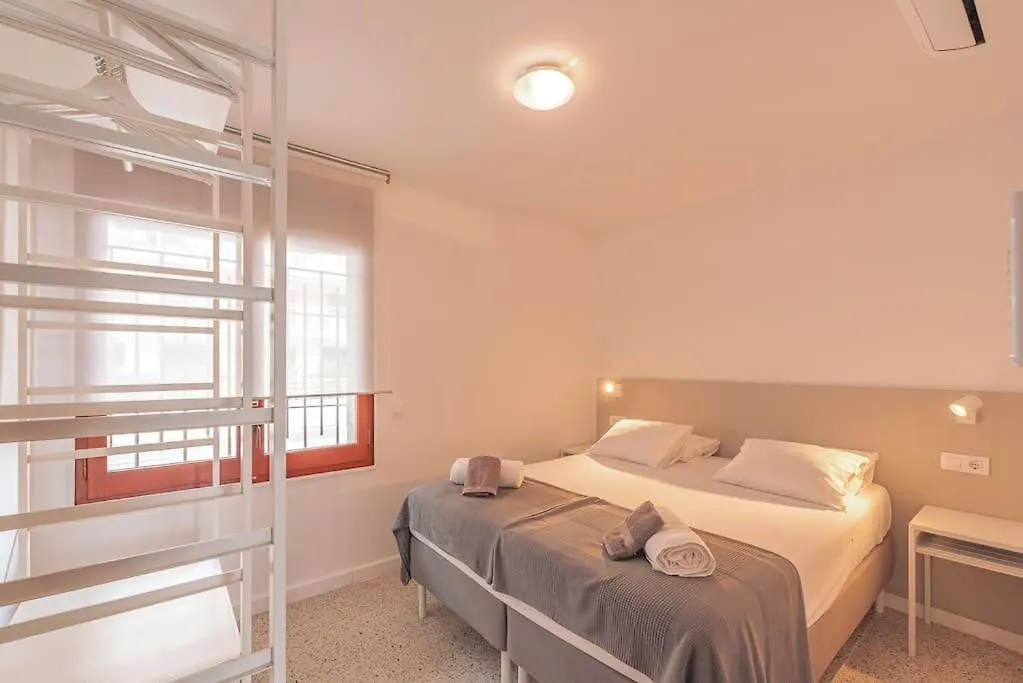 Beach Apartment - Front Line! Росас
